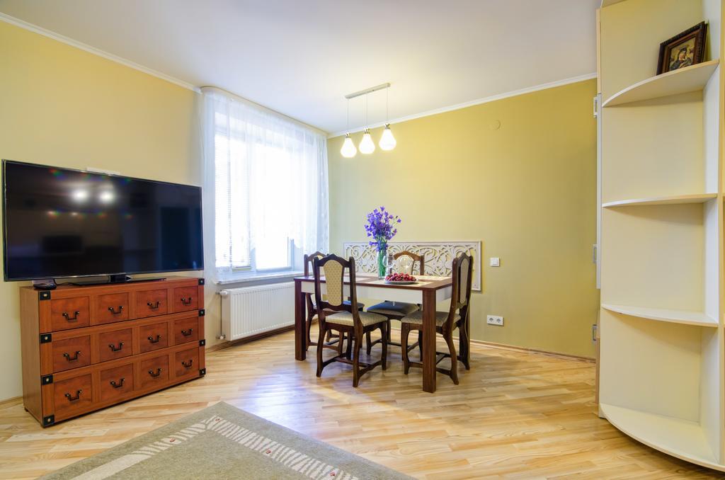 Apartment On Svobody Львів Екстер'єр фото